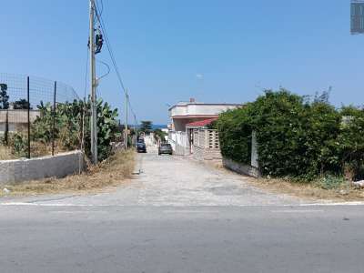 ...e da qui imboccare una delle traverse... 